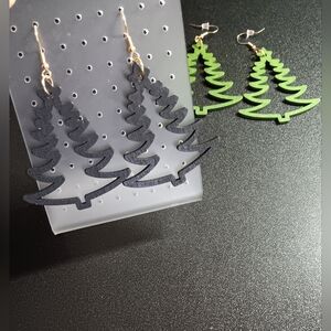 2 PR-Christmas Tree Wood Earrings (NWOT)